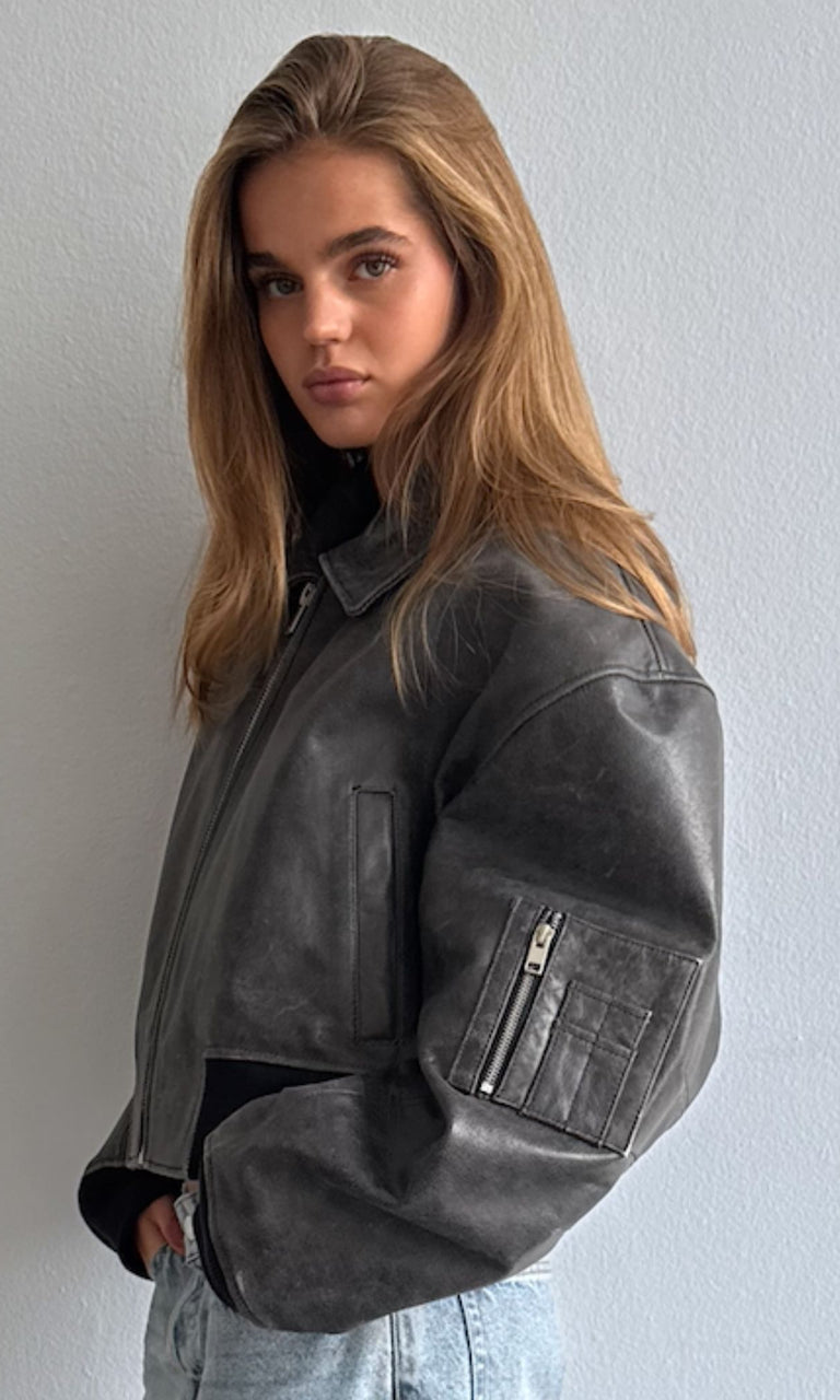 BONNIE CROPPED BOMBER - BLACK